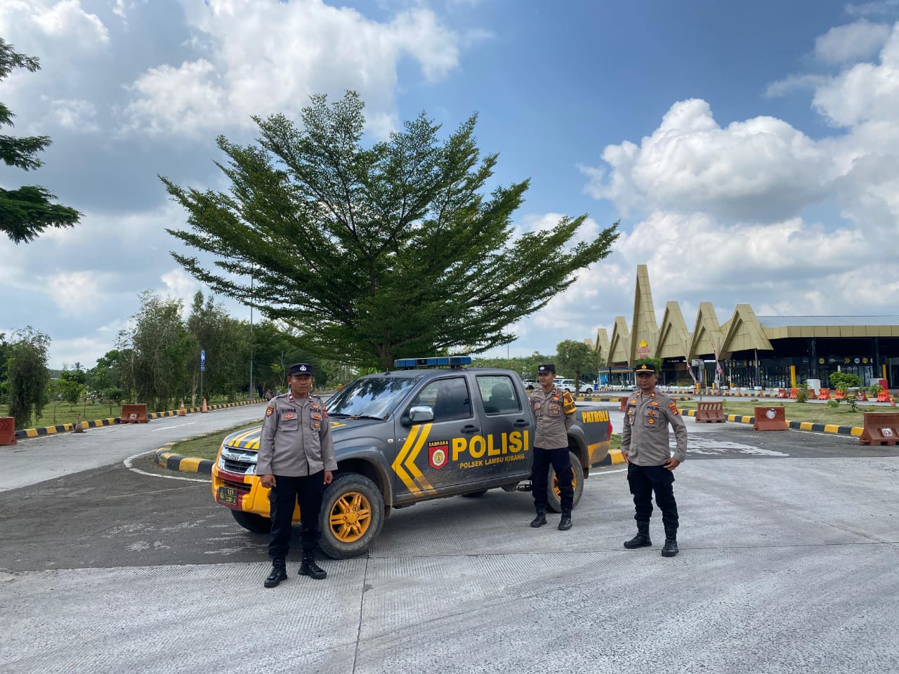 Polsek Lambu Kibang Laksanakan Patroli Rawan Siang Cegah C3 di Rest Area KM 215